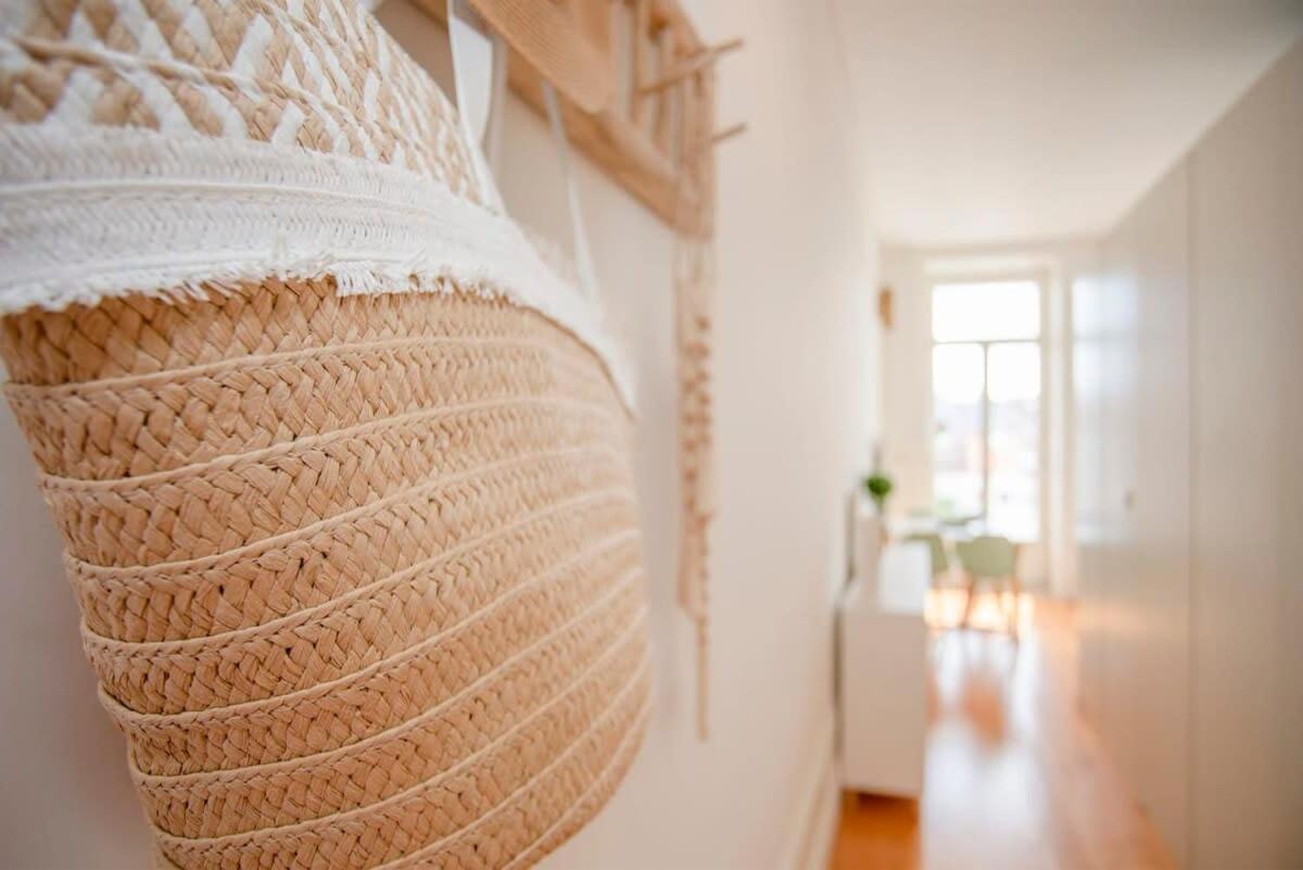 Liiiving In Porto - Downtown Balcony Studio Экстерьер фото